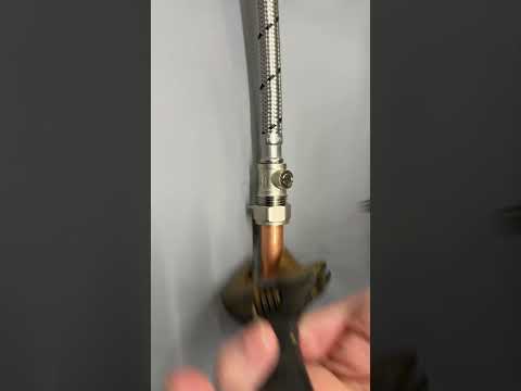 Olive Splitter Plumbers Tools. How To Remove an Olive from copper pipework. Plumbing and Heating